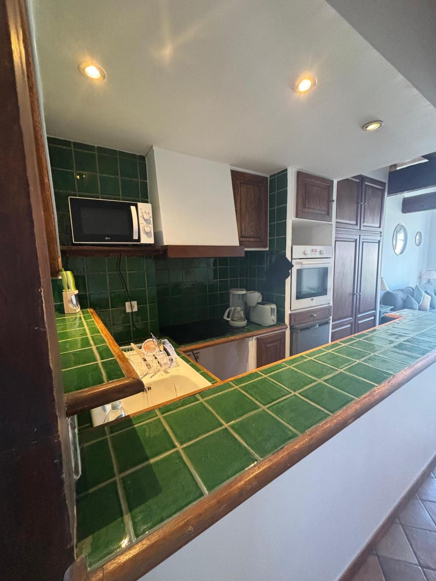 L'Appartement Des Trois Six Μπεζιέ Εξωτερικό φωτογραφία